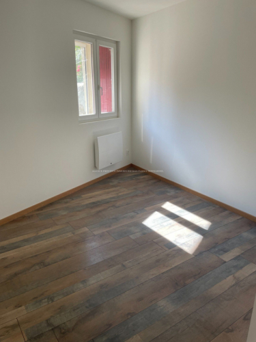 Appartement T2 avec balcon et bureau