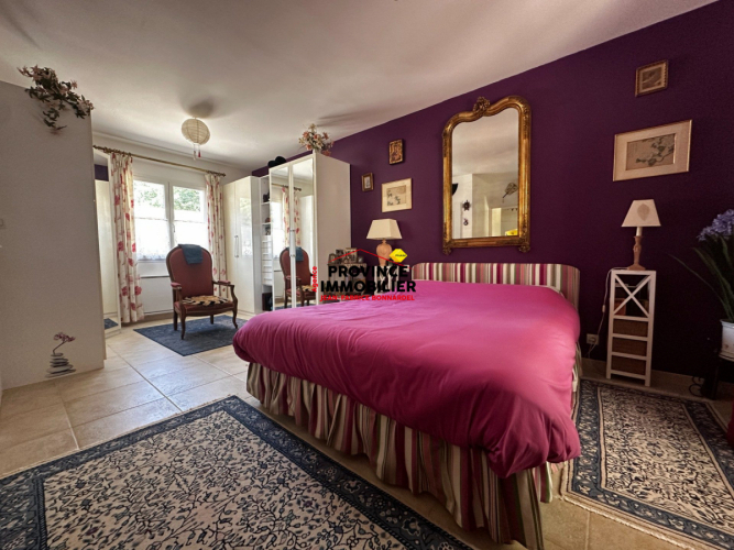 Elegante Villa avec de beaux volumes