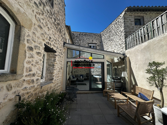 Magnifique Maison de Charme en pierres
