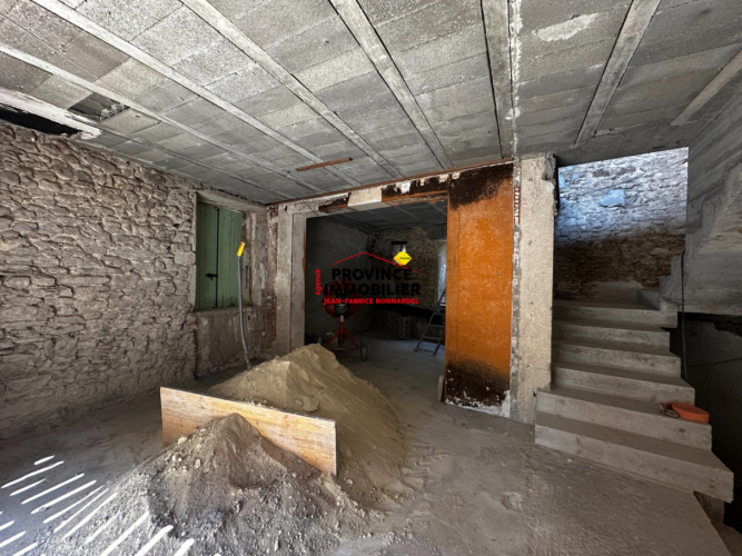 Maison de caractère au coeur du village