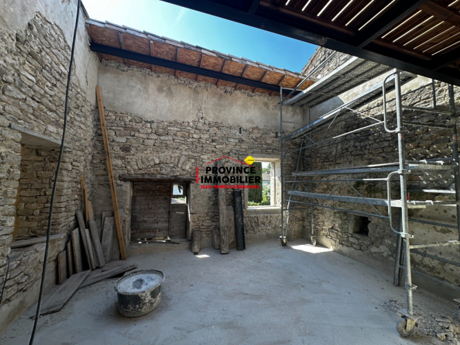 Maison de caractère au coeur du village