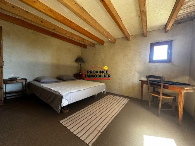 Propriété authentique avec vue dominante