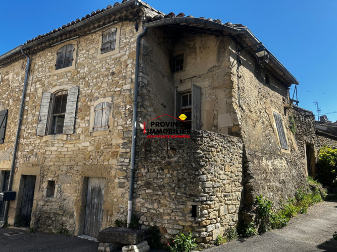 Maison de village à renover