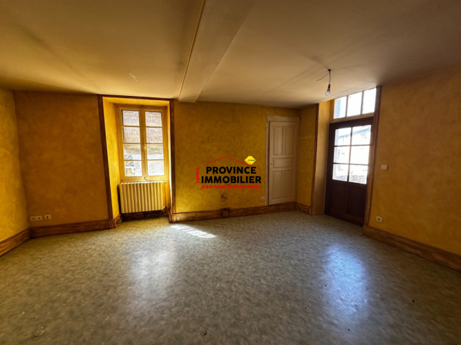 Maison de village à renover