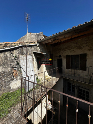 Maison de village à renover
