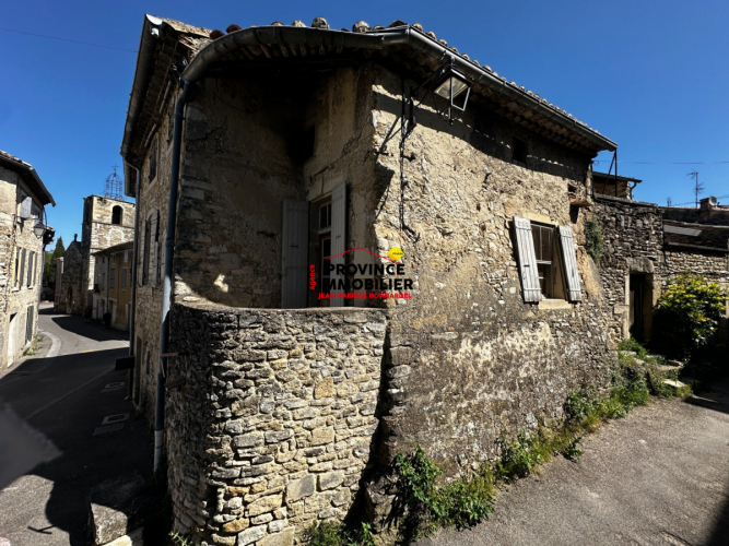 Maison de village à renover