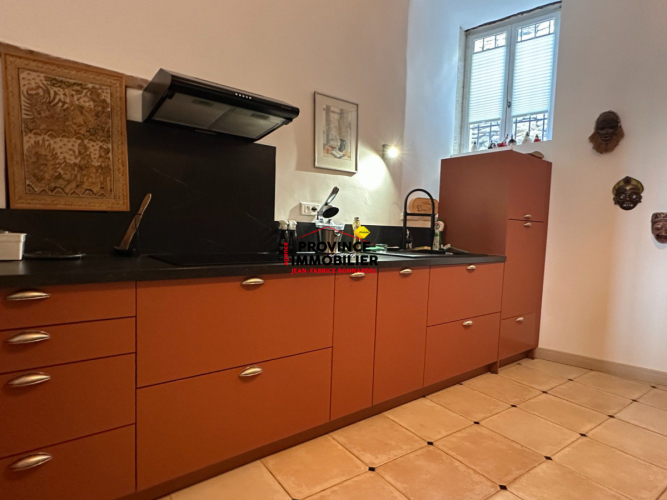 Lumineux Appartement, coeur de village