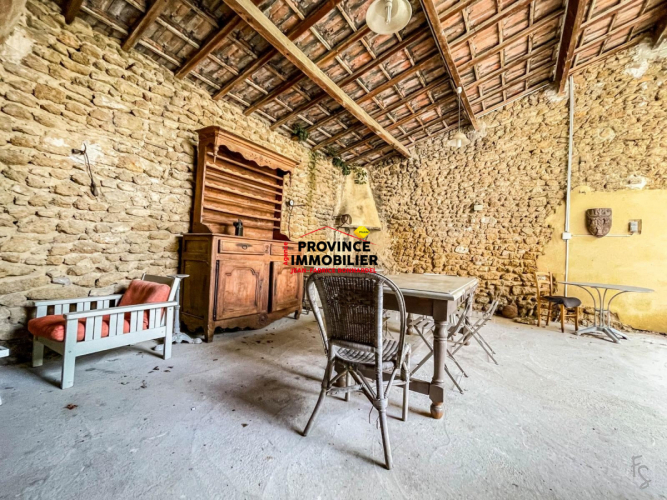 Charmant Mas Provençal en Campagne