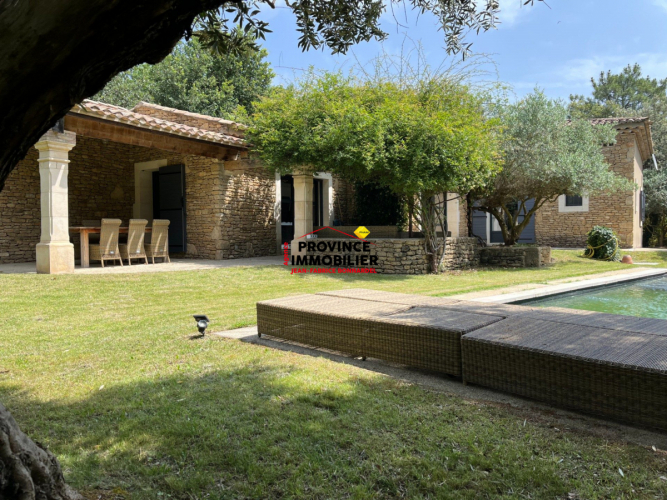 VILLA SUR LES HAUTEURS DE SUZE LA ROUSSE