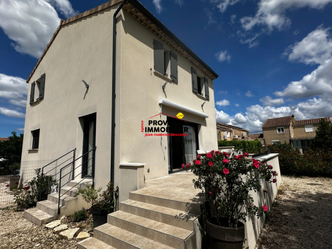 Villa contemporaine, Secteur résidentiel