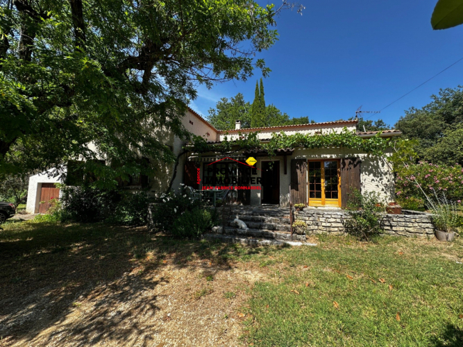 Villa avec grand terrain