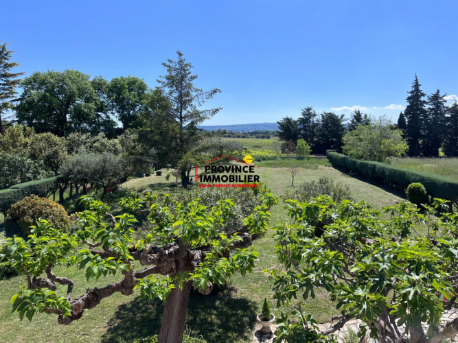 Vue Ventoux, grand terrain et beaux volumes