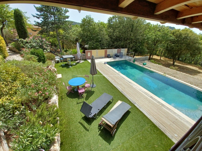 Villa provençale avec belle vue