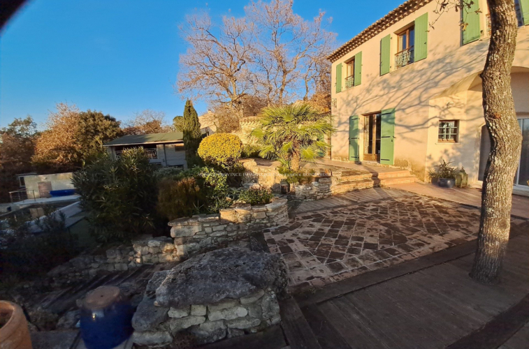 Villa provençale avec belle vue