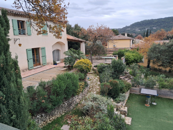 Villa provençale avec belle vue