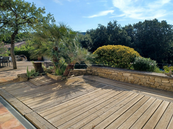 Villa provençale avec belle vue