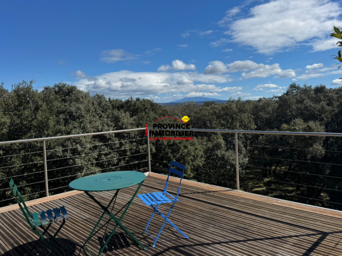 Très belle villa en ossature bois avec Vue magnifique sur le Mont Ventoux
