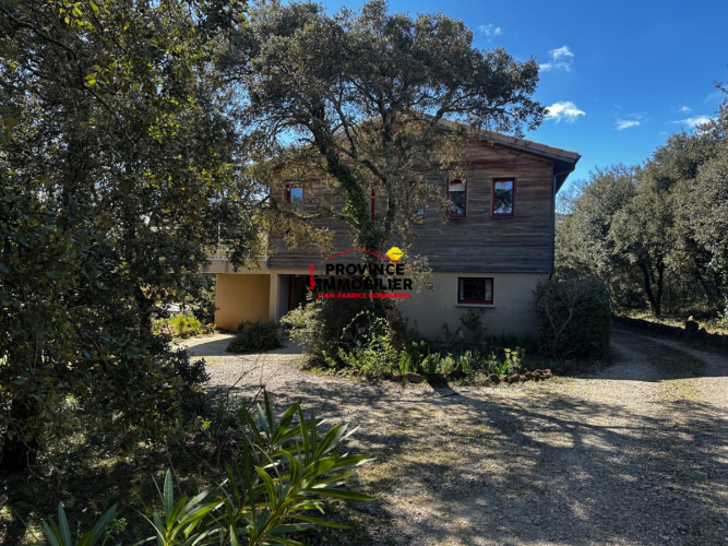 Très belle villa en ossature bois avec Vue magnifique sur le Mont Ventoux