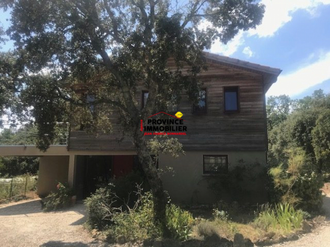 Très belle villa en ossature bois avec Vue magnifique sur le Mont Ventoux