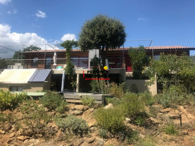 Très belle villa en ossature bois avec Vue magnifique sur le Mont Ventoux