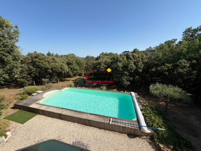 Très belle villa en ossature bois avec Vue magnifique sur le Mont Ventoux