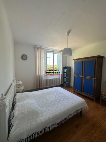 Maison soignée avec vue dégagée