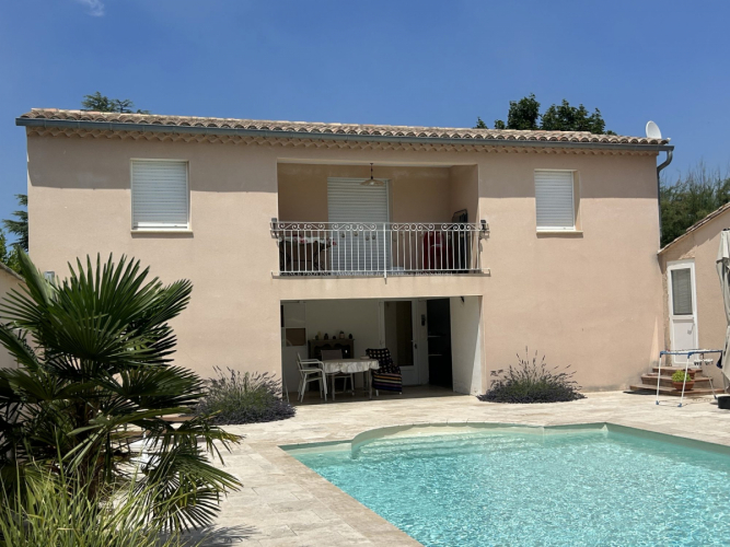 APPARTEMENT T2 MEUBLÉ