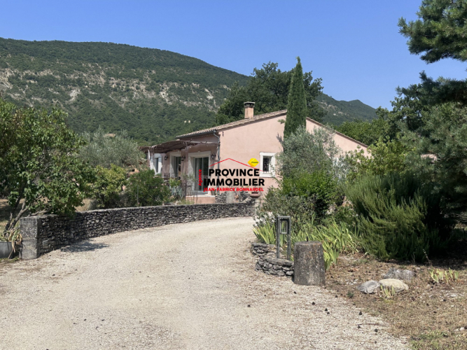 Magnifique Villa de standing sur grand terrain