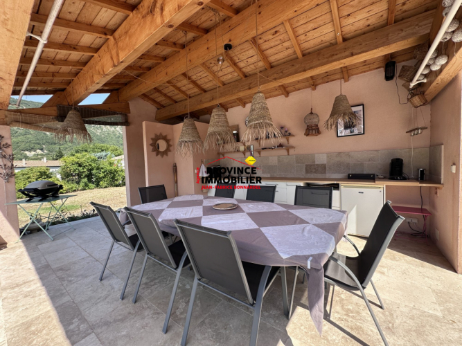 Magnifique Villa de standing sur grand terrain