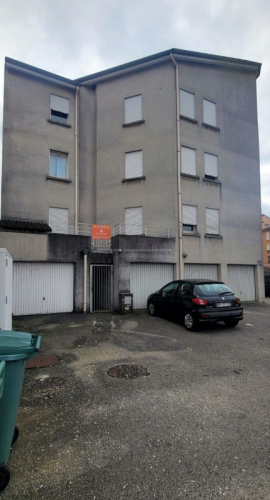 Lot de 8 garages