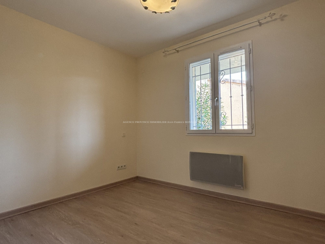 Appartement T3 avec terrasse et garage