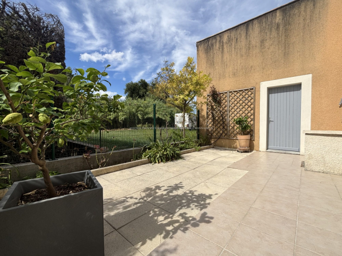 Appartement T3 avec terrasse et garage