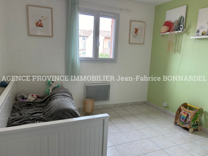 Appartement T3 avec terrasse - Résidence sécurisée