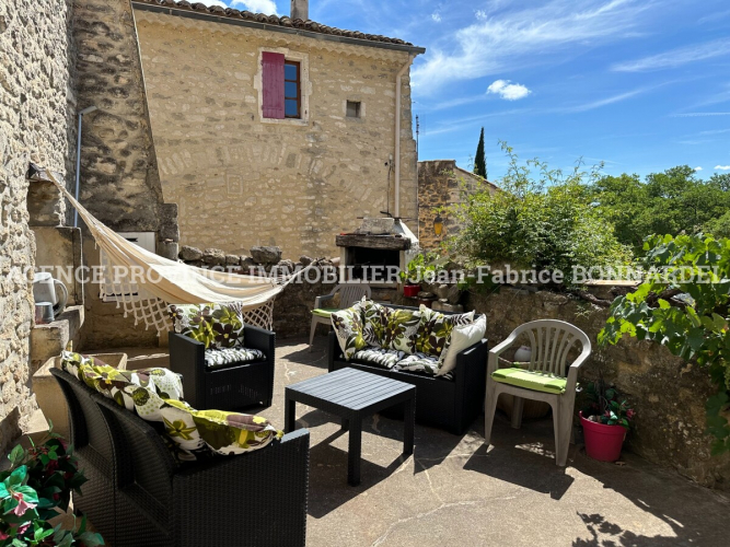 Charmante Maison de Village avec Terrasse