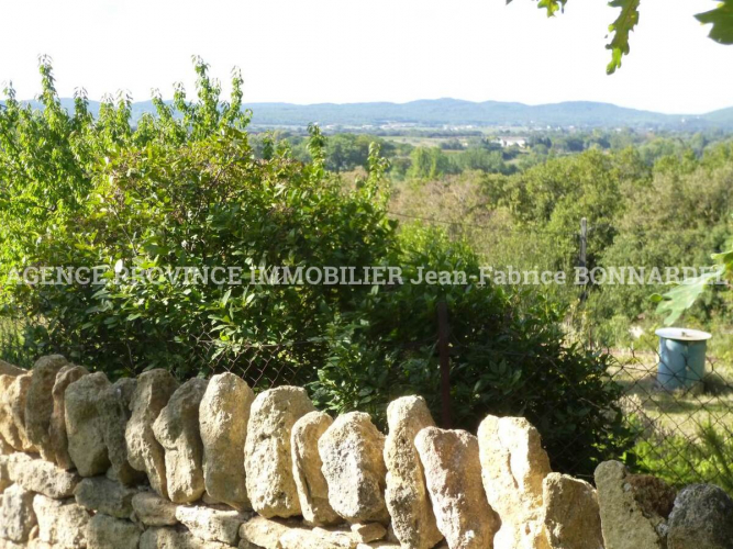 VILLA SUR LES HAUTEURS DE SUZE LA ROUSSE