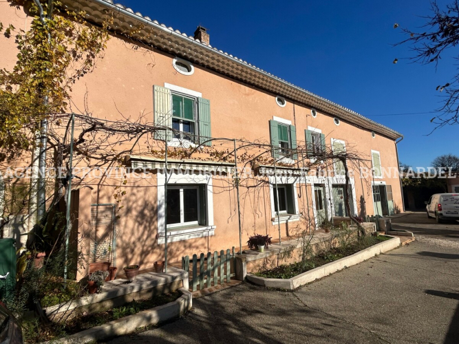 Maison Mitoyenne T4 avec Terrasse et Garage