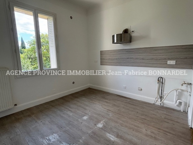 MAISON T4 AVEC JARDIN