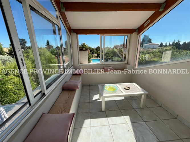 Jolie villa méditerranéenne à deux pas du centre-village