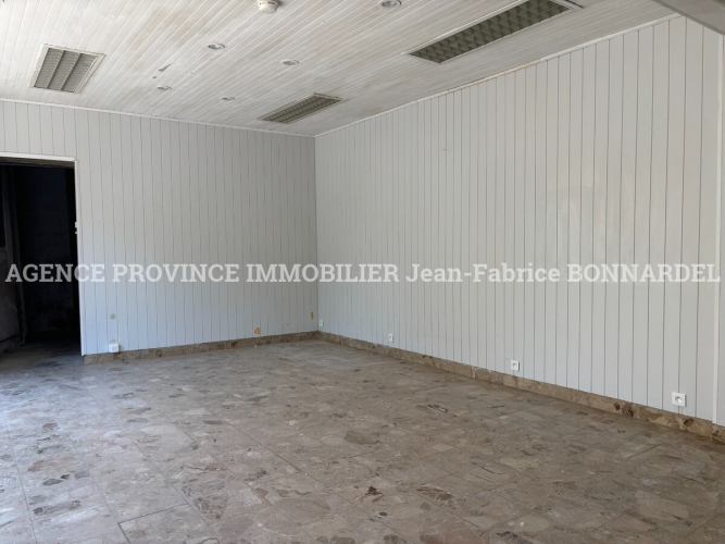 Local Professionnel emplacement privilégié