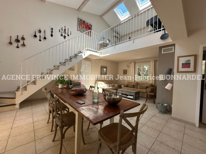 Villa de charme avec potentiel modulable