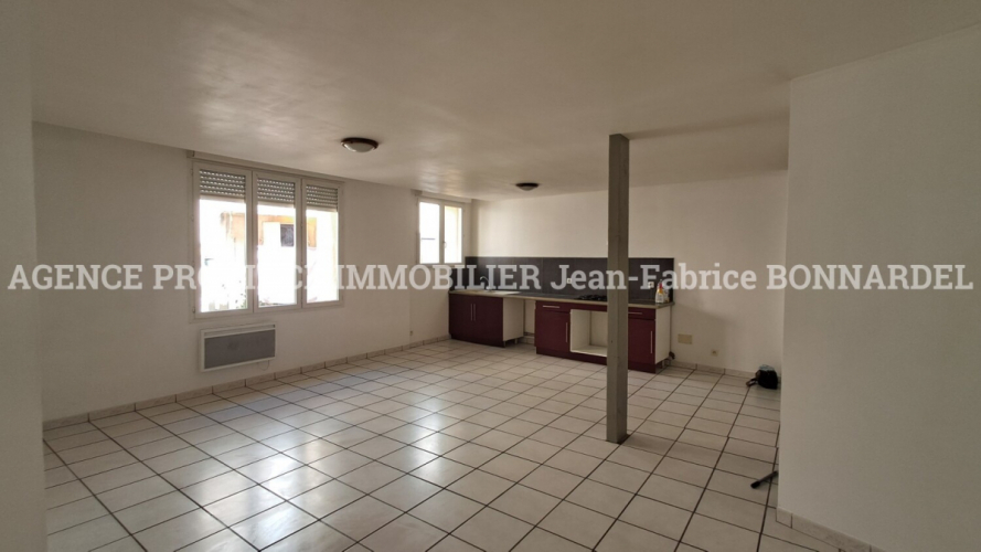 Maison de Ville avec Garage