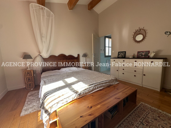 Spacieuse Maison de caractère