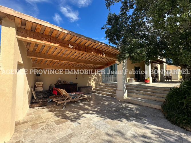 Spacieuse Maison de caractère