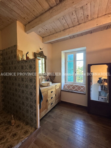 Maison de village de charme avec jardin