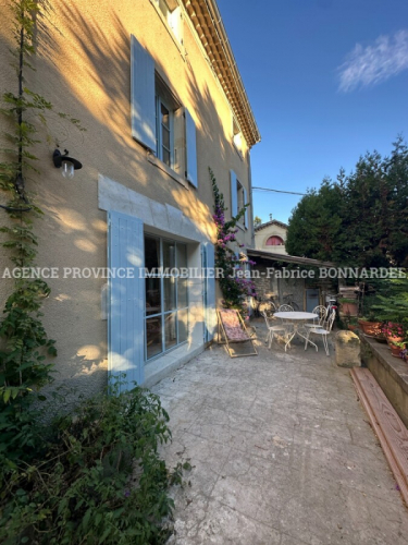 Maison de village de charme avec jardin