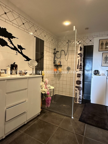 Lumineux Appartement, coeur de village