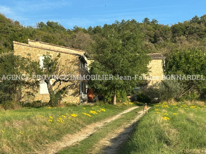Belle Ferme en pierres avec vue imprenable