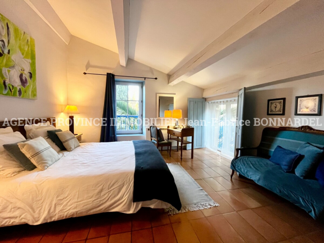 Propriété de charme au coeur d’un village avec commerces