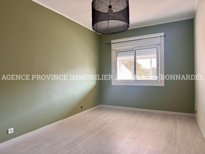 Maison de village au calme