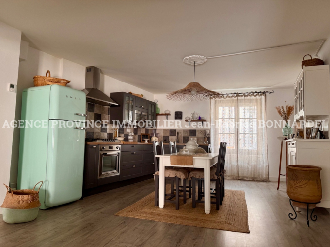 Maison de village en pierre